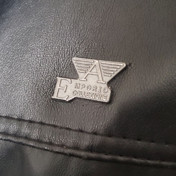 Emporio Armani Collezione - Picture 2 of 8